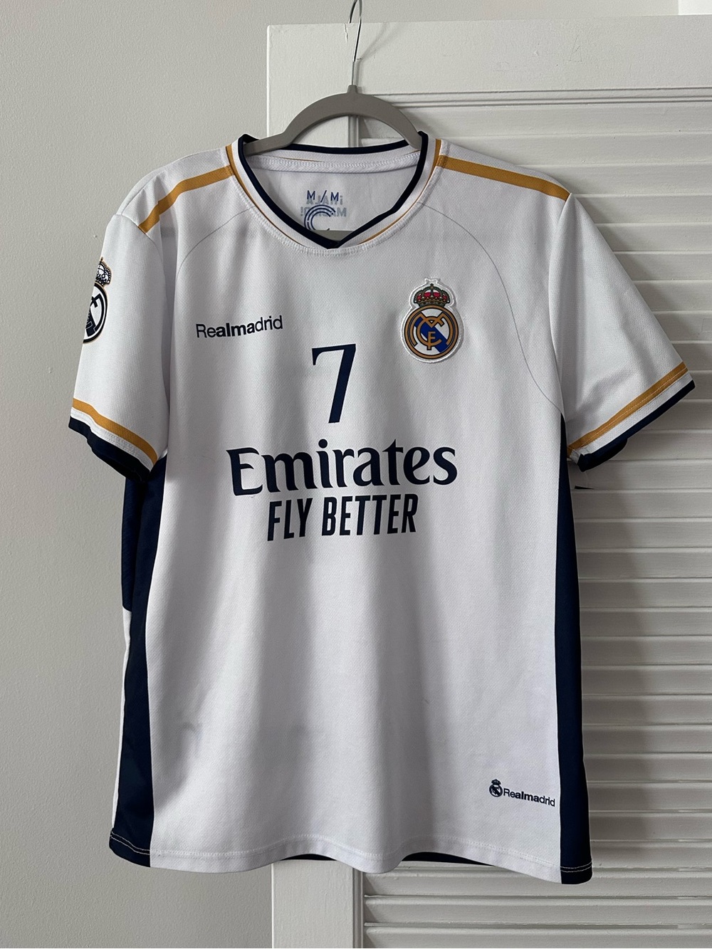 Real Madrid Vini Jr. #7 Home Jersey — Size M